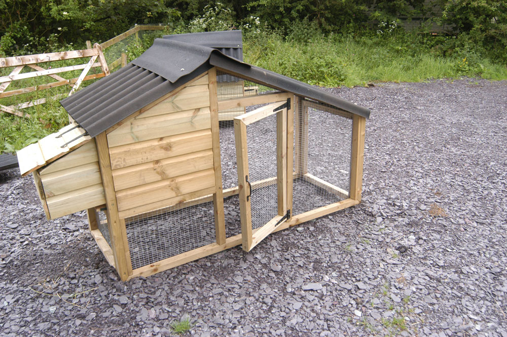 chicken coop and run combo - Clegir Farm